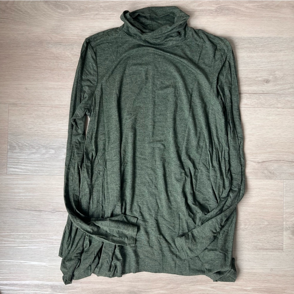 Green Turtleneck Long Sleeve